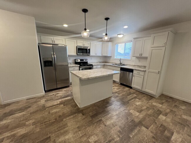 Foto del edificio - 5936 36th St S