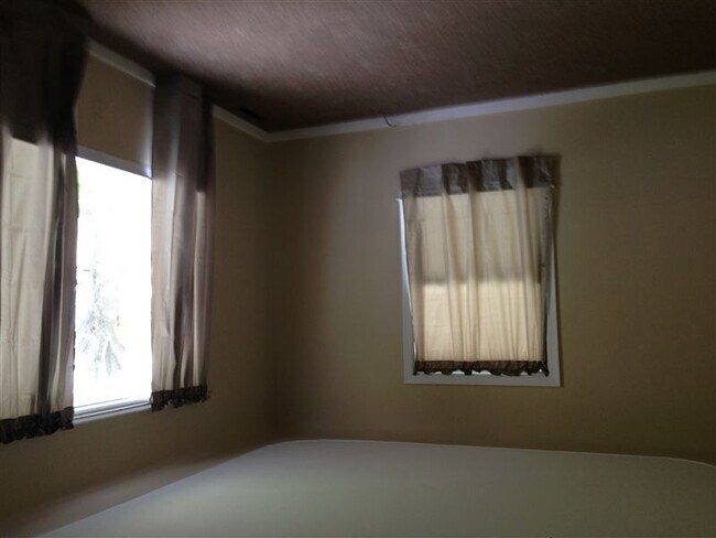 Building Photo - 3 br, 1 bath House - Port Sheldon