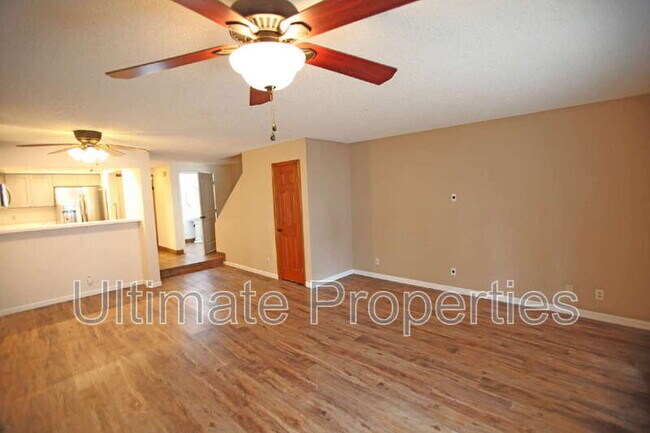 Foto del edificio - 2201 W Union Hills Dr