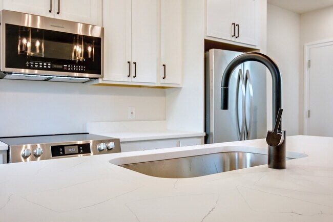 Foto del edificio - Belmont Heights Apartments