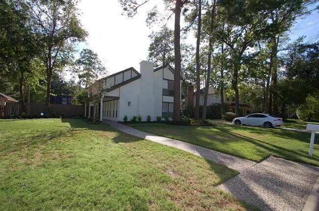 Building Photo - 11915 Moorcreek Dr