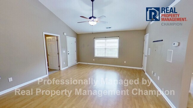 Foto del edificio - Patio home in Great Wilmington Location