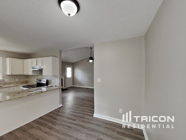 Building Photo - 1331 Sasswood Ln