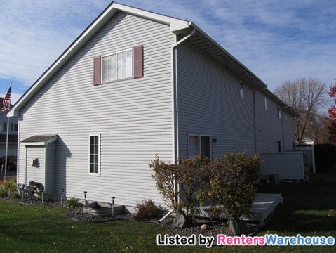 Foto del edificio - 304 Creekside Dr