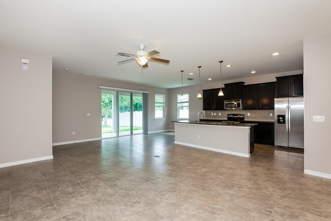 Building Photo - 5706 Broad River Run