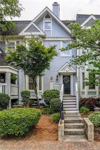 Building Photo - Beautiful Townhome Walking Distance to Uptown