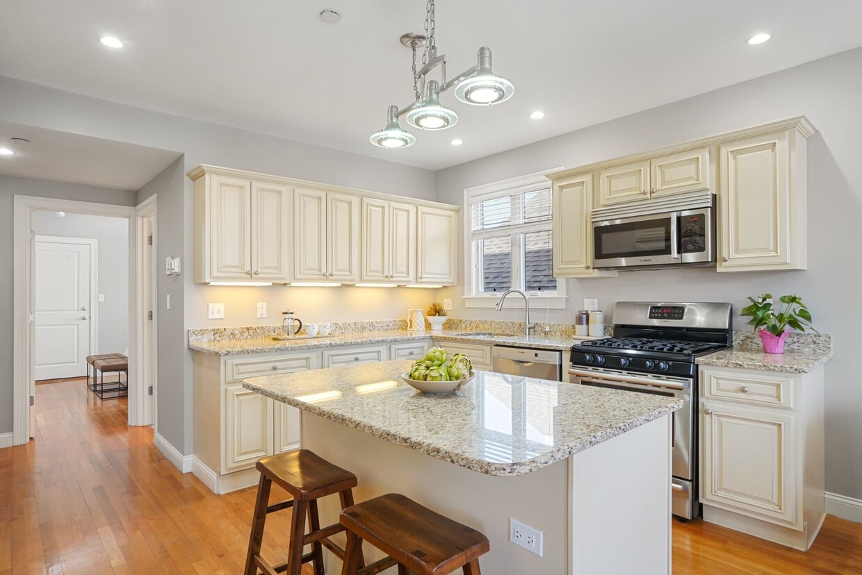 Foto principal - 139 5th St
