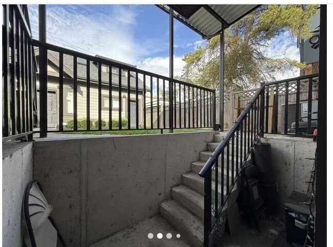 Building Photo - 2469 2nd Av E