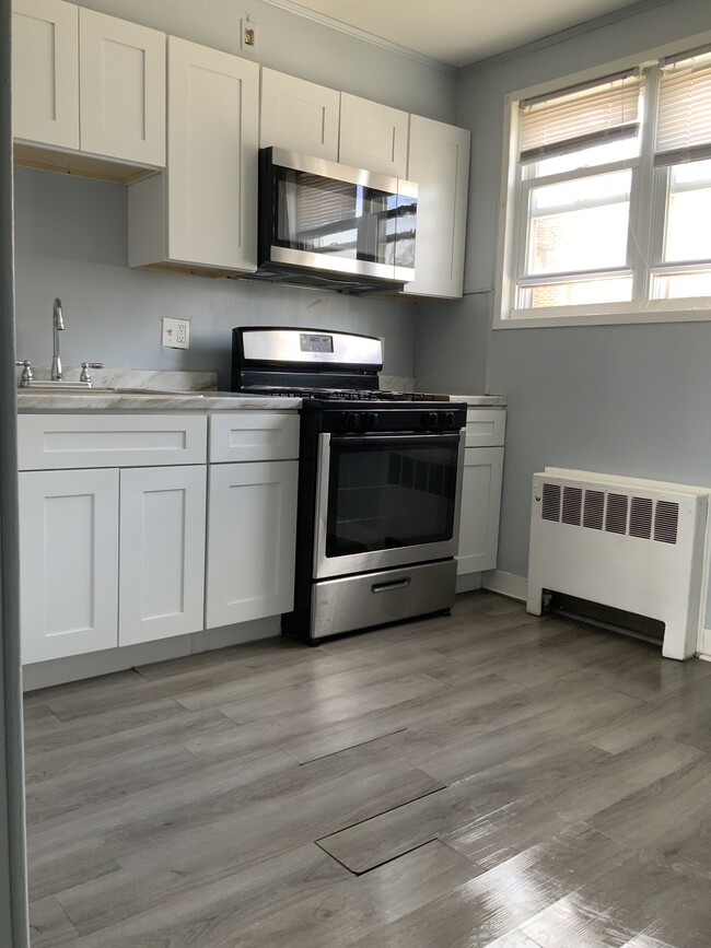 Foto del edificio - 6254 Everett Ave