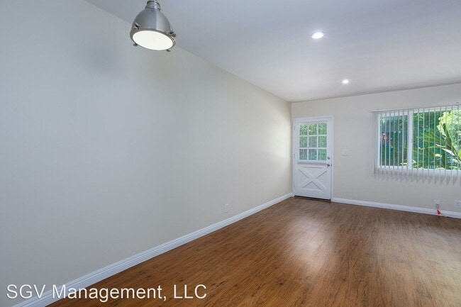 Building Photo - 255 S Madison Ave
