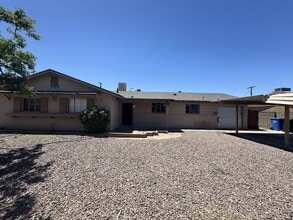 Building Photo - 5857 W Coolidge St