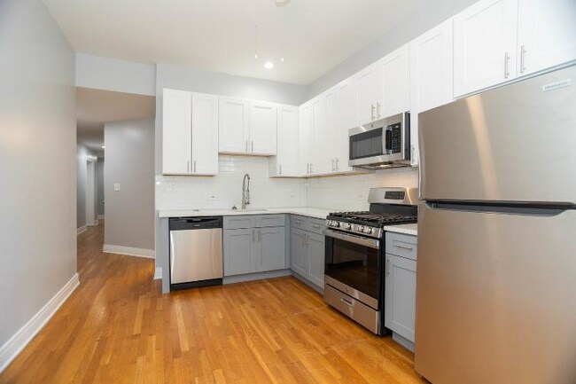 Foto del edificio - 4518 N Magnolia Ave