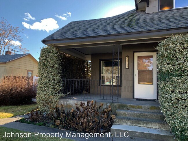 Foto del edificio - 4 br, 1.5 bath House - 1217 W. Garland Ave.