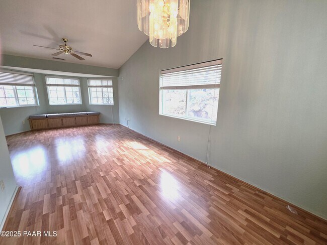 Building Photo - 1199 Luane Cir
