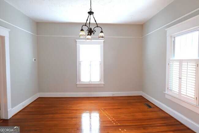 Foto del edificio - 217 Mountain View St