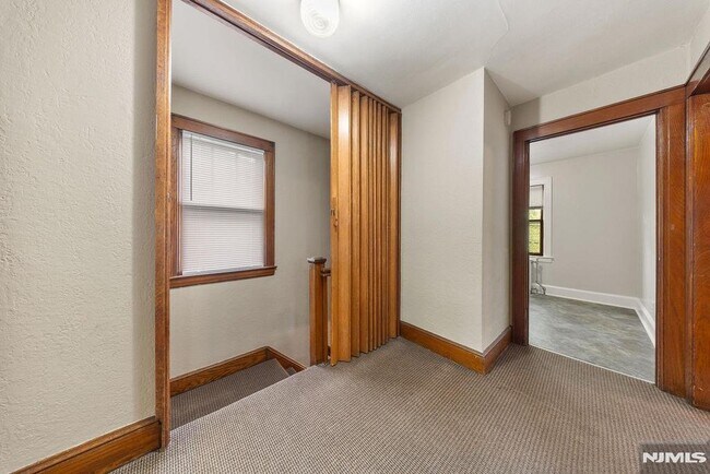 Foto del edificio - 415 Lincoln Ave