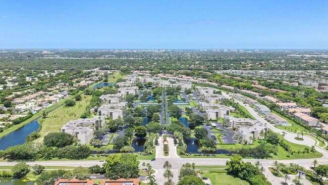 Foto del edificio - 5800 Camino Del Sol