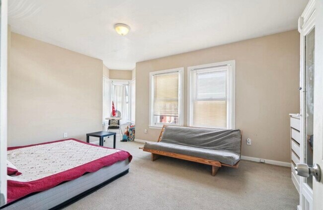 Foto del edificio - 4036 Spring Garden St