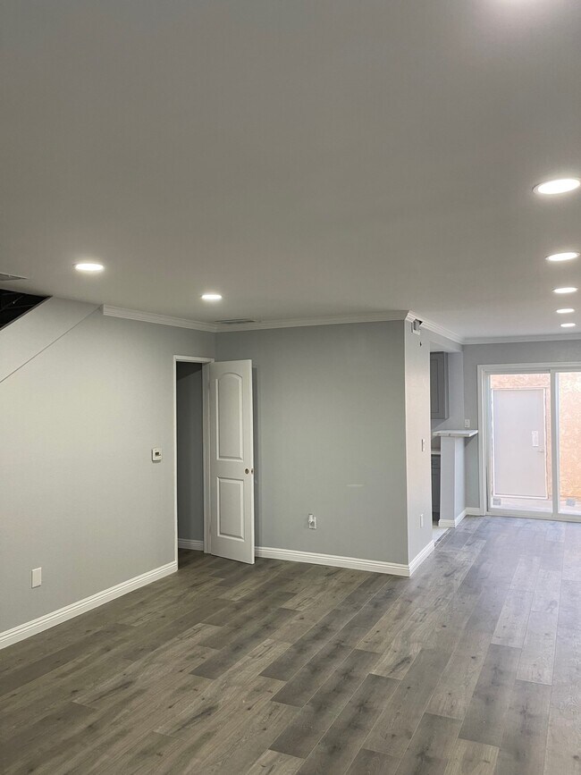 first floor Livingroom area with walk-in closet - 13014 Florwood Ave