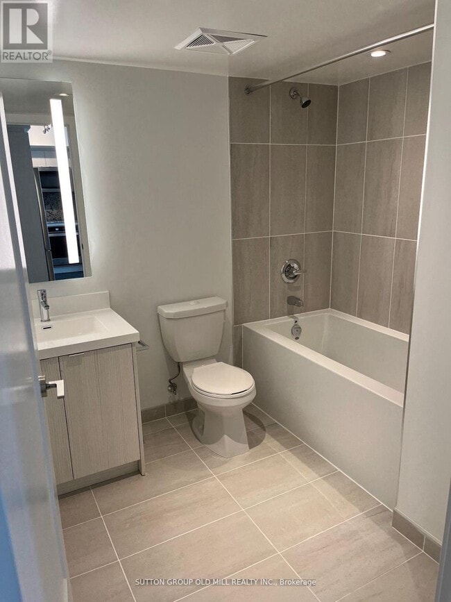 Building Photo - 5 Mabelle Ave