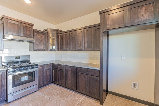 Building Photo - 9397 Senor Tedd Way