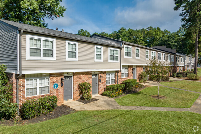 Building Photo - Glenrose Gardens