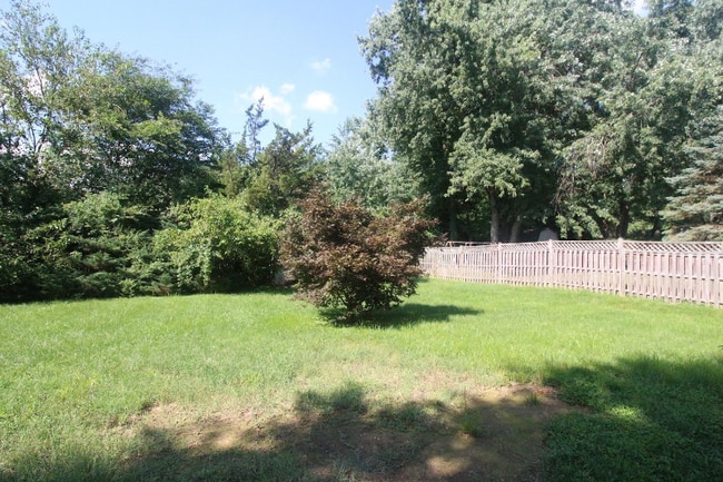 Photo - 17 Beauvoir Ct House