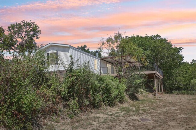 Building Photo - 21522 Long Hill Dr