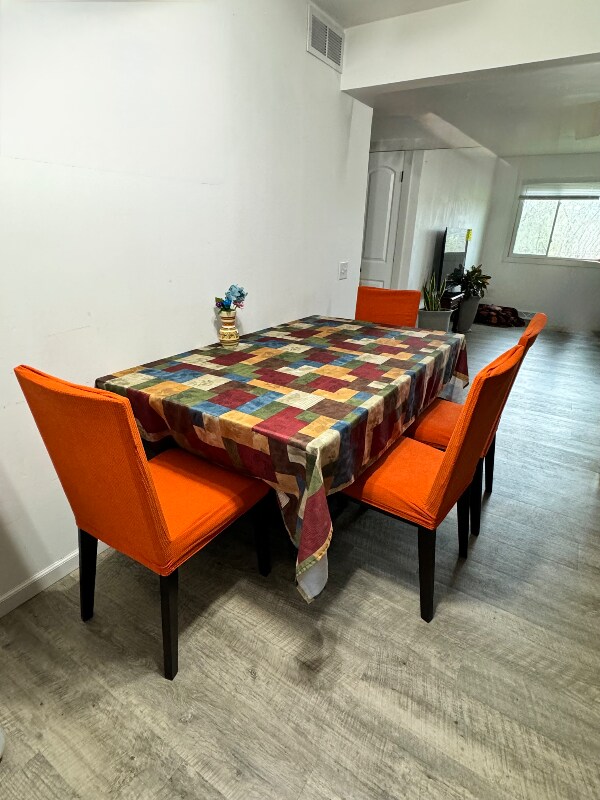 Building Photo - 1802 Martin St