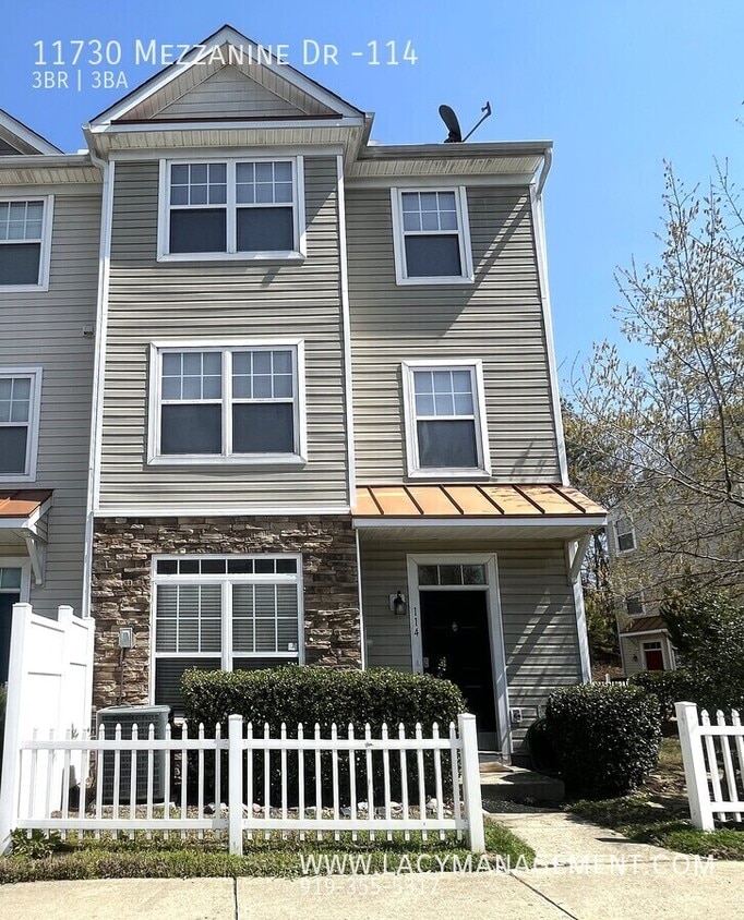 Primary Photo - 11730 Mezzanine Dr