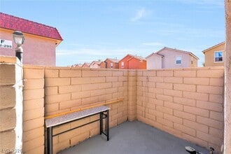 Building Photo - 4300 N Lamont St
