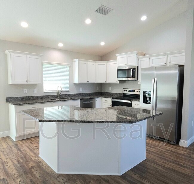 Foto del edificio - 13253 SW 41st Ct