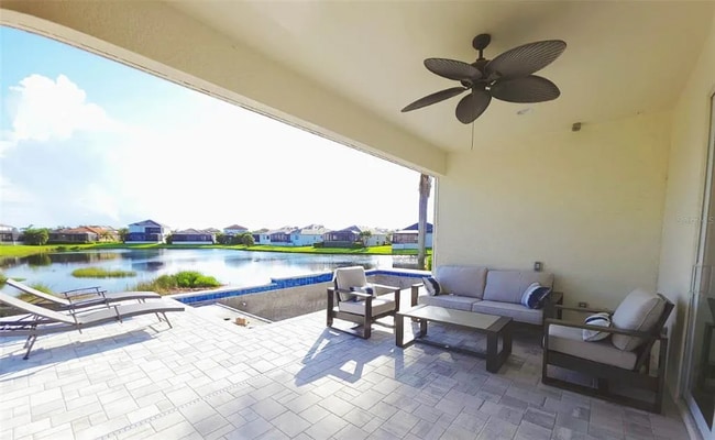 Building Photo - 5827 Inspiration Terrace