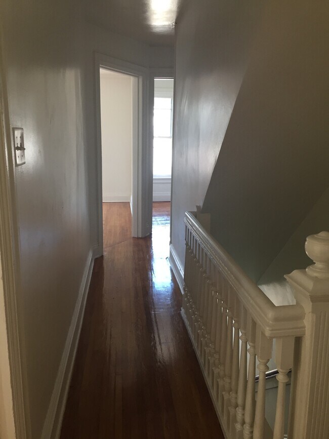 Foto del edificio - 2nd/3rd Floor 2 Bedroom West End of York City