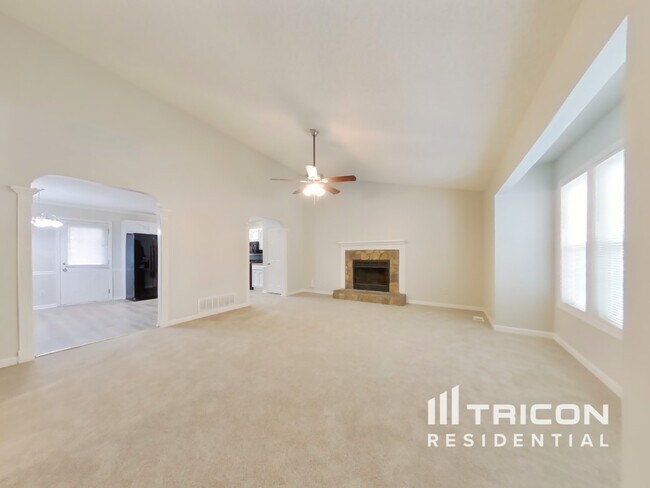 Building Photo - 2709 Owens Dr