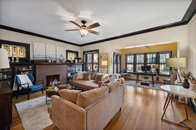 Foto del edificio - 1329 W Thorndale Ave