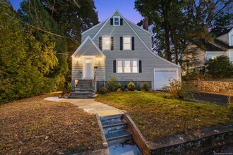 Building Photo - 46 Puritan Ln