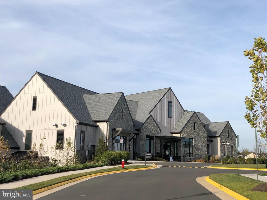 23656 Chalmers Crossing Terrace, Dulles, VA 20148 Townhome Rentals in