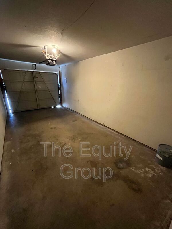 Foto del edificio - 1745 E Vassar Ave