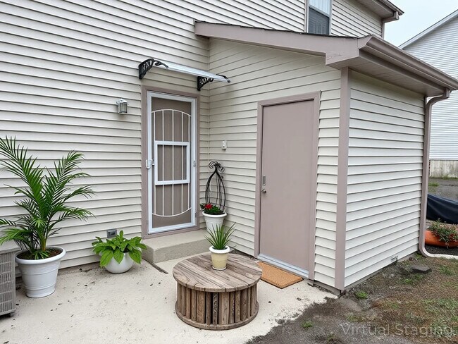 Puerta del patio trasero y trastero - 3854 Edwards Ave