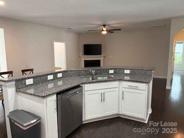 Foto del edificio - 5890 McClintock Drive