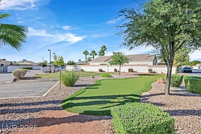 Foto del edificio - 5234 Jewel Canyon Dr
