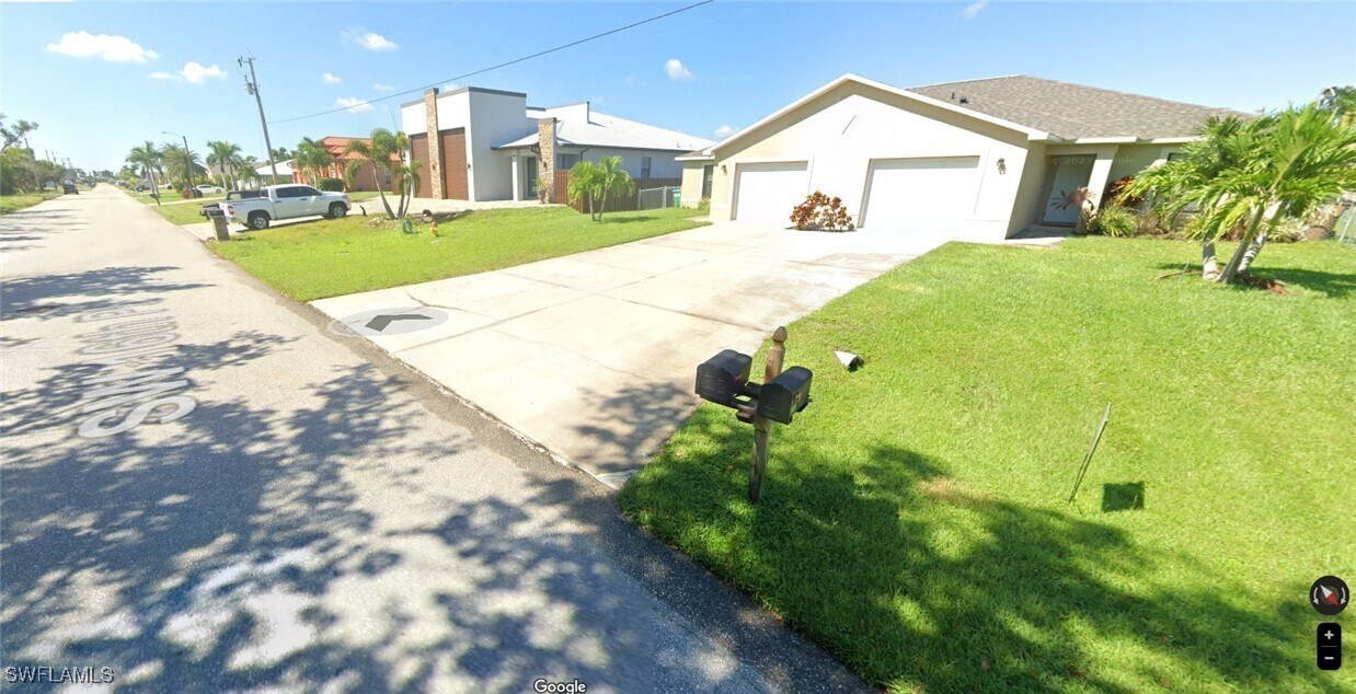 Primary Photo - 3820 SW 16th Pl