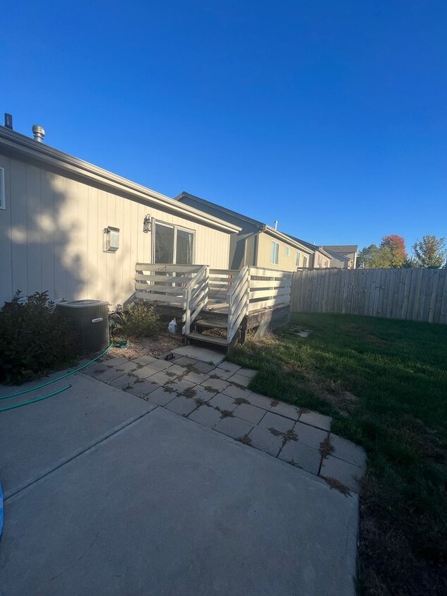 3 Bedroom Close To Standing Bear Lake!! House Rental in Omaha, NE