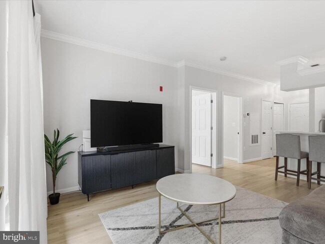 Foto del edificio - 4560 Strutfield Ln