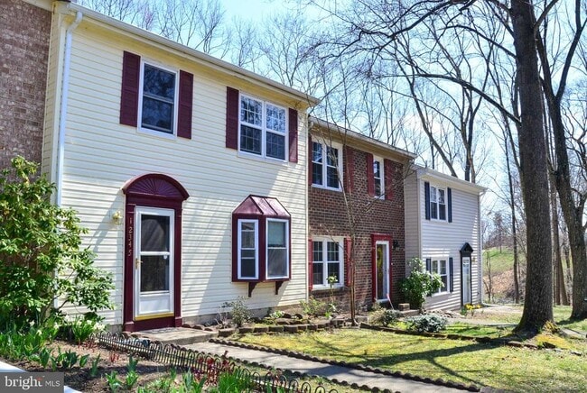 Building Photo - 12345 Woodlawn Ct