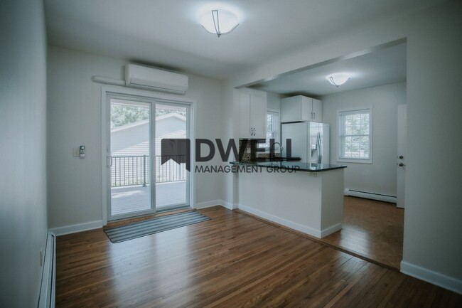 Foto del edificio - 608 6th Ave SW