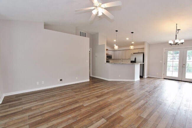 Foto del edificio - Lovely Single-Level Home