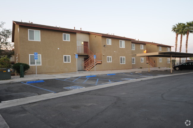 Building Photo - Desert Breeze Villas