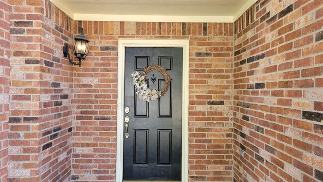 Building Photo - 3115 Lantern Bay Ln